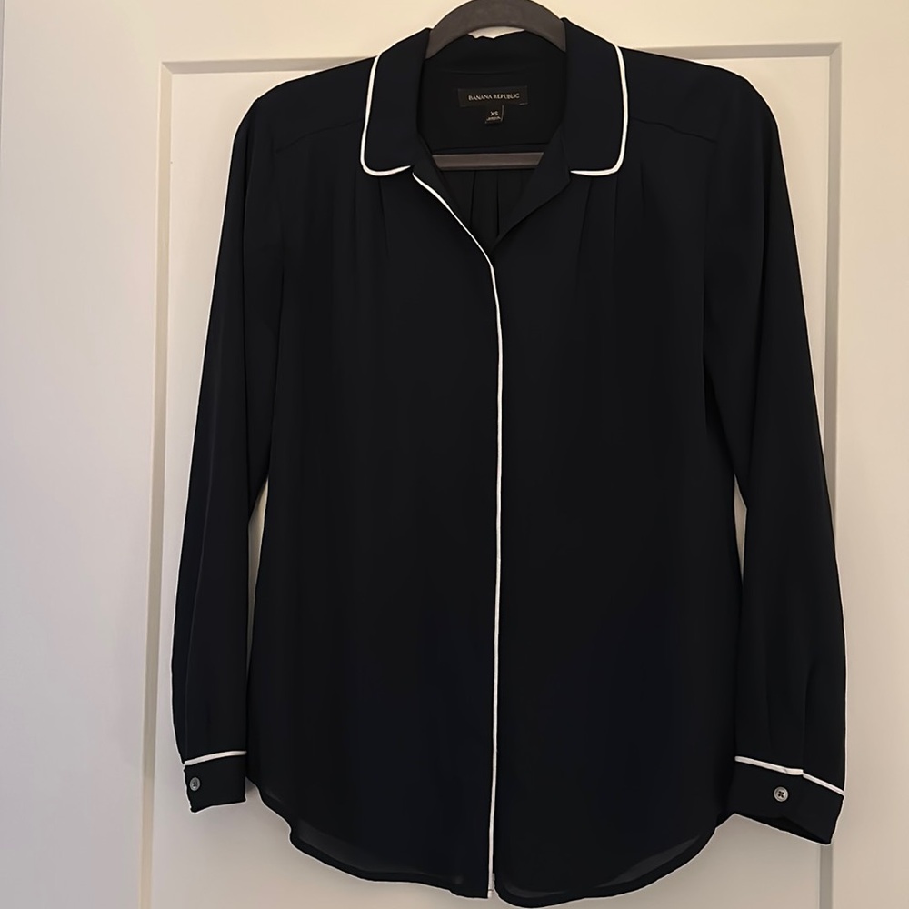 Banana Republic button down shirt